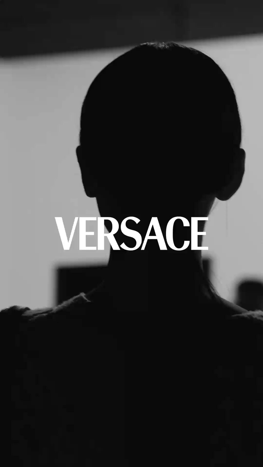 Ningning x Versace Holiday