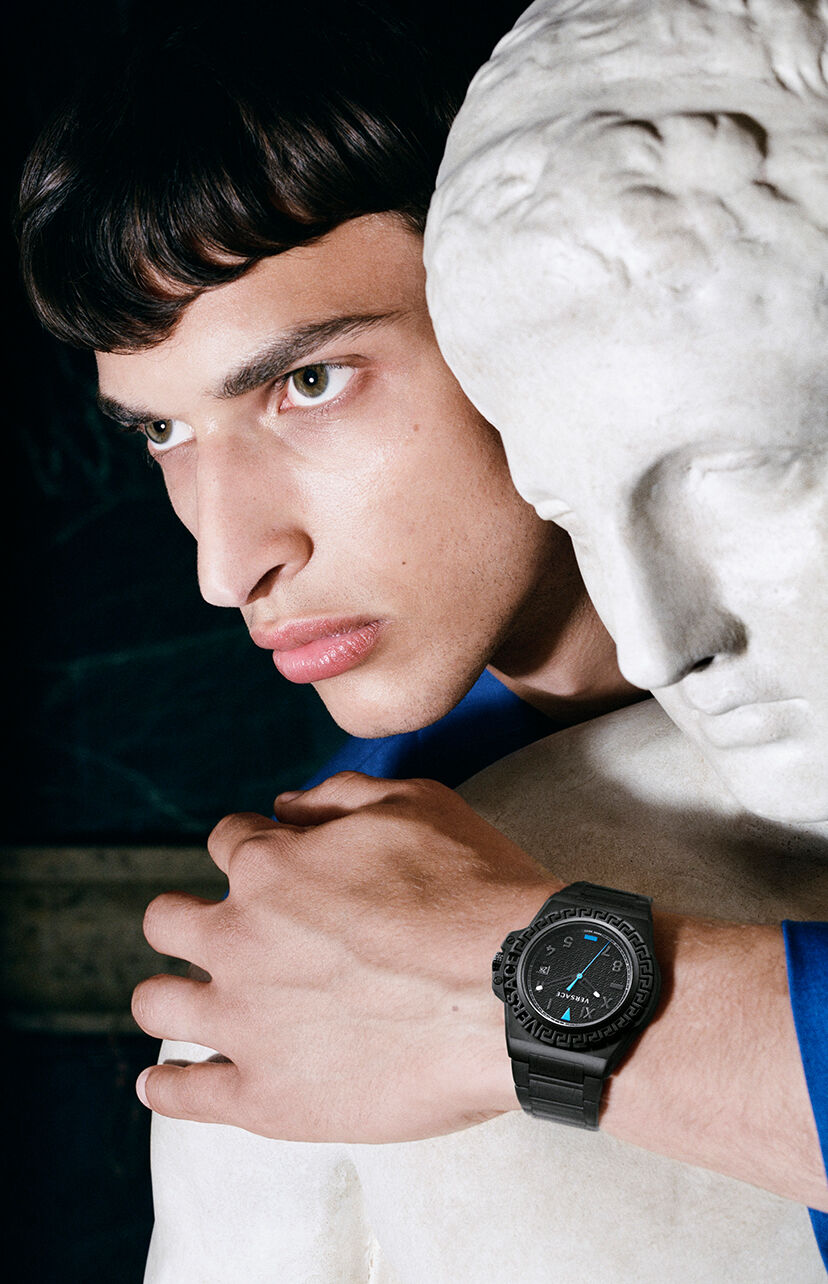 Коллекция часов Versace ОЗ 2022