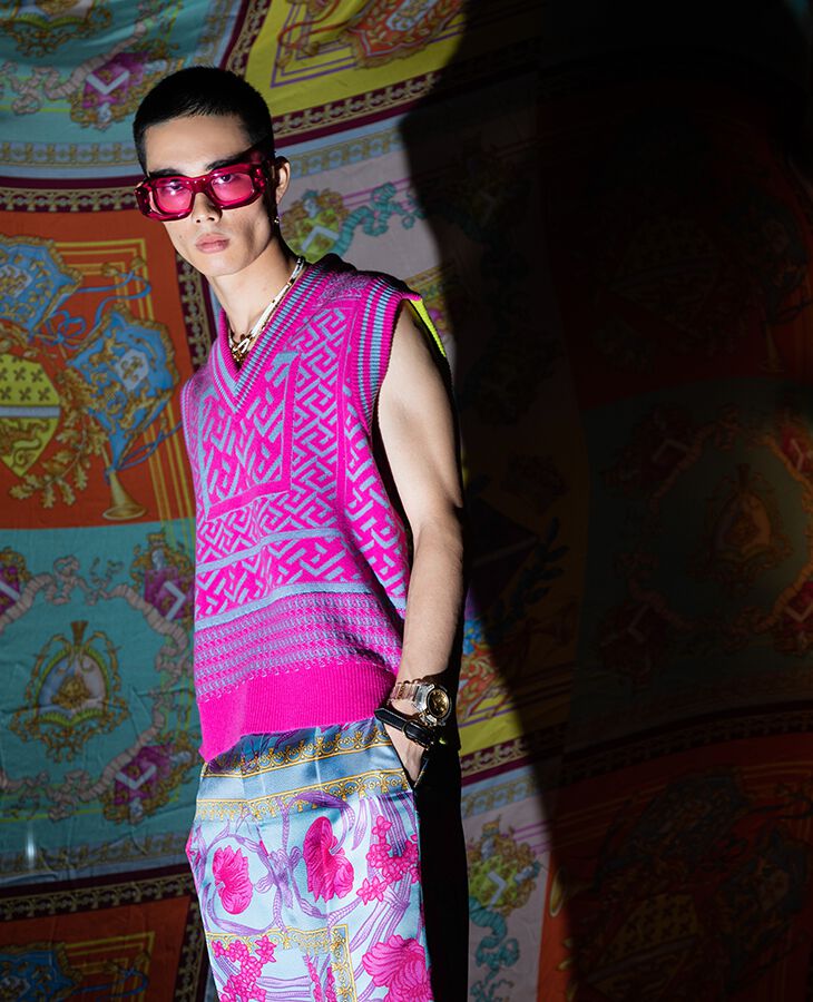 VERSACE FASHION SHOW SS22