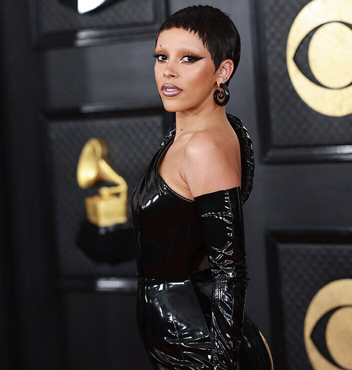 Versace Grammy Awards 2023