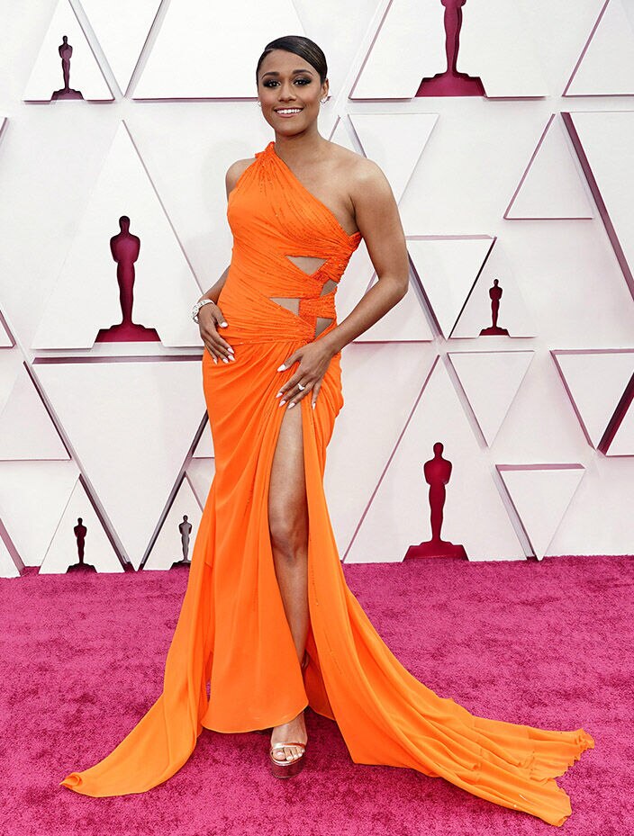 VERSACE AT THE OSCARS