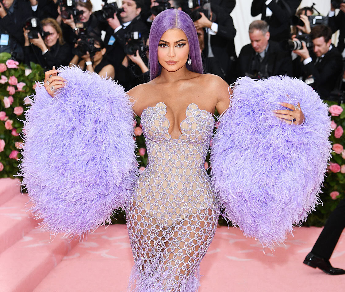 Met gala 2019 versace shop