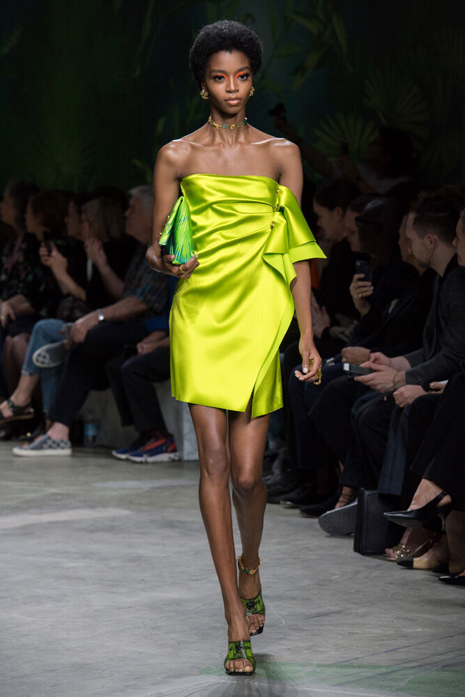 Abiti da cerimonia versace 2020 hot sale