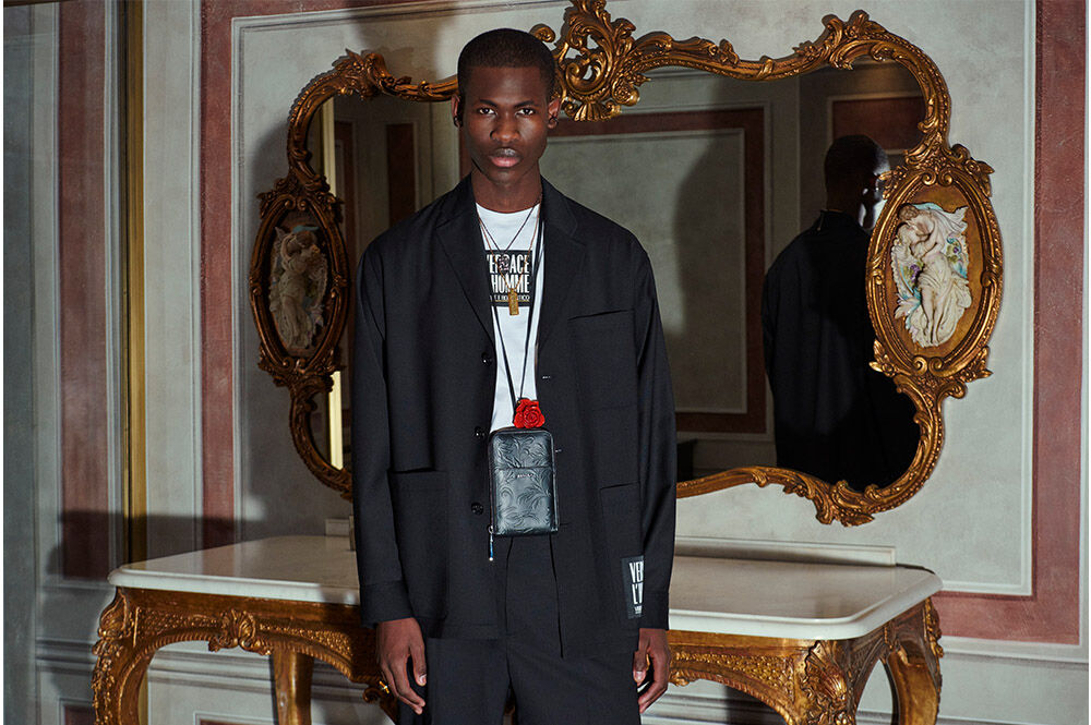 VERSACE PRE-FALL 2020