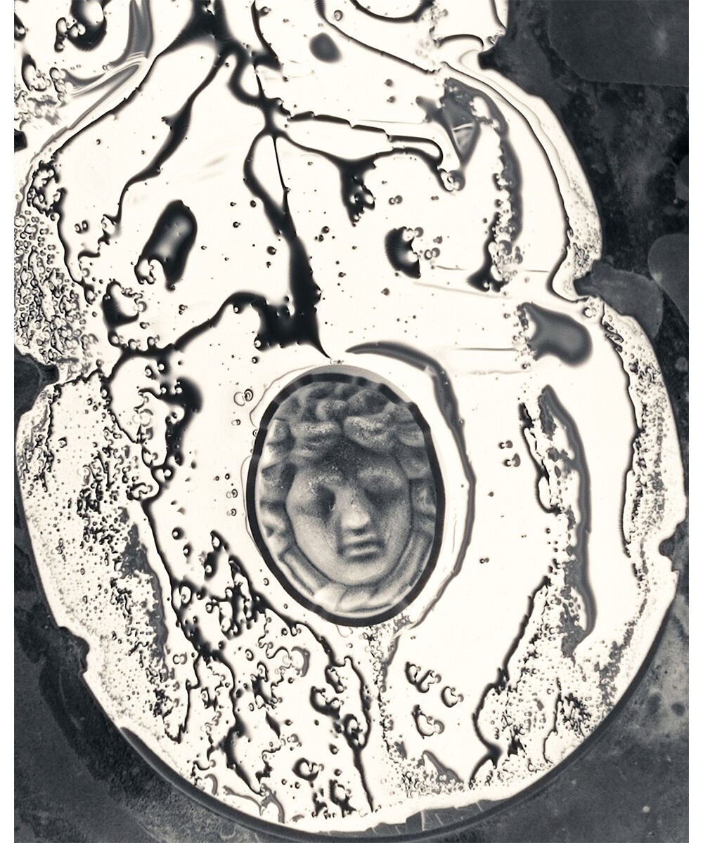 VERSACE TRIGRECA