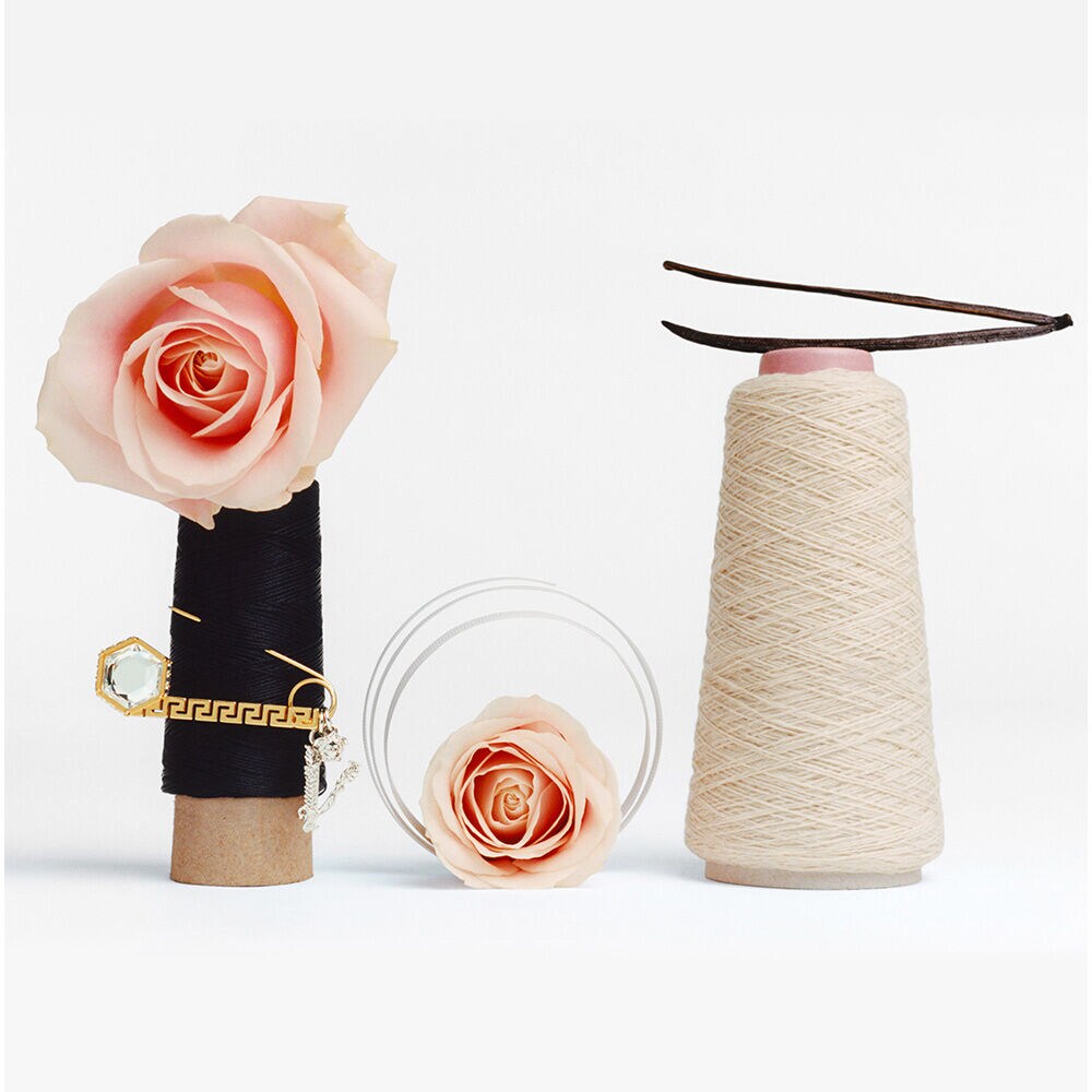 Ароматы от Atelier Versace - Парфюмерная Коллекция | Официальный Веб-Сайт