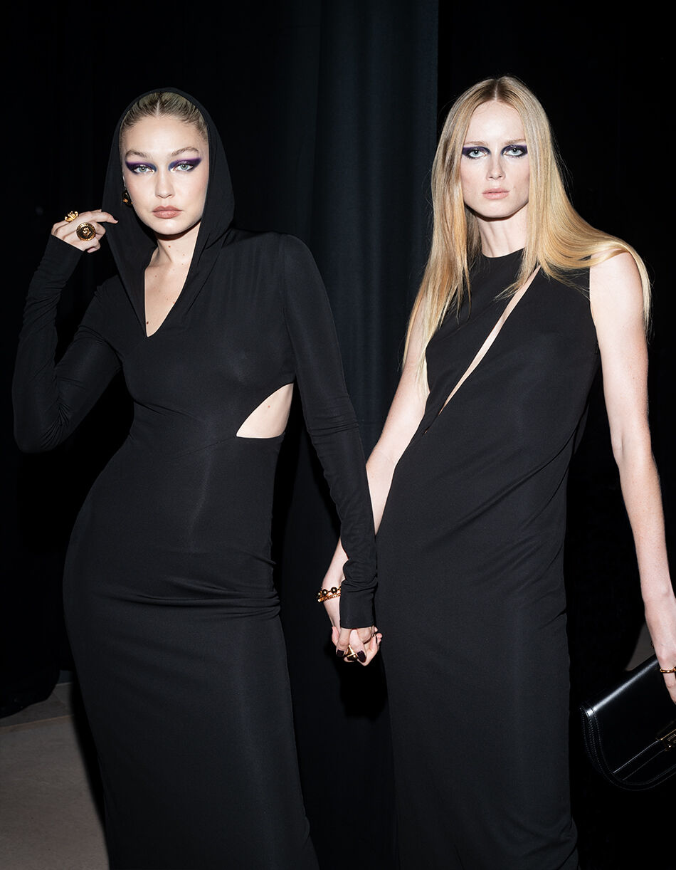 VERSACE FASHION SHOW SS23 WOMEN'S