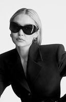 Рекламная кампания очков Versace сезона осень-зима 2023