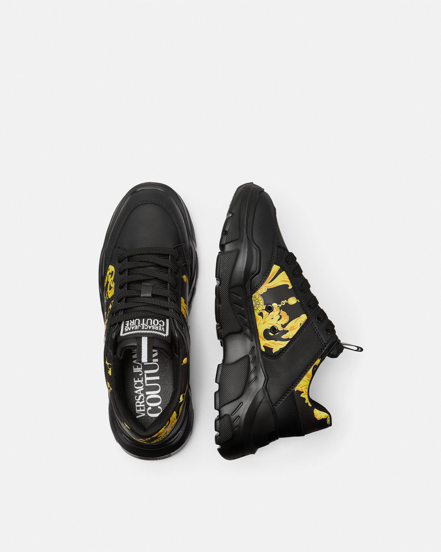 Prix chaussure versace deals
