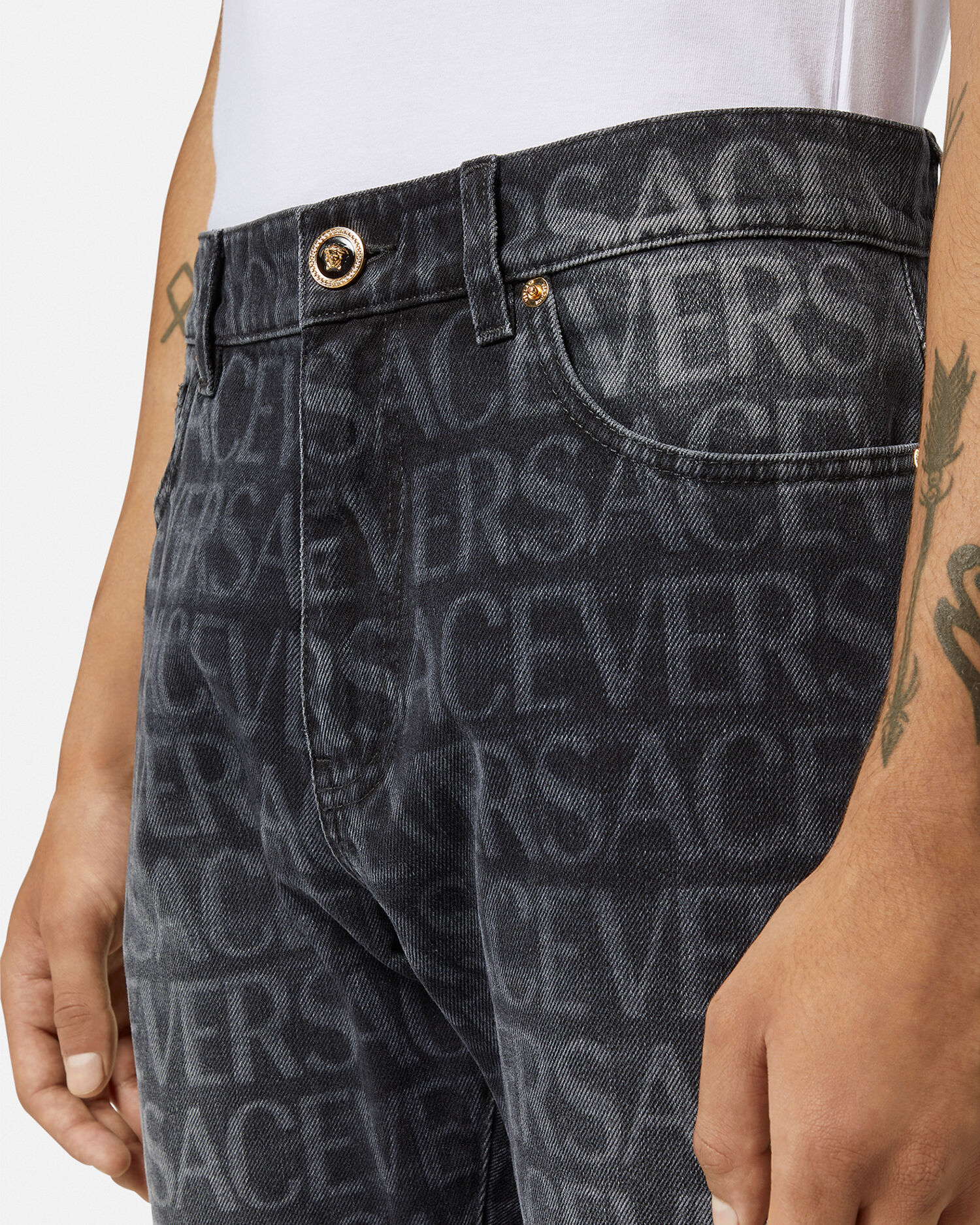 Jean versace store
