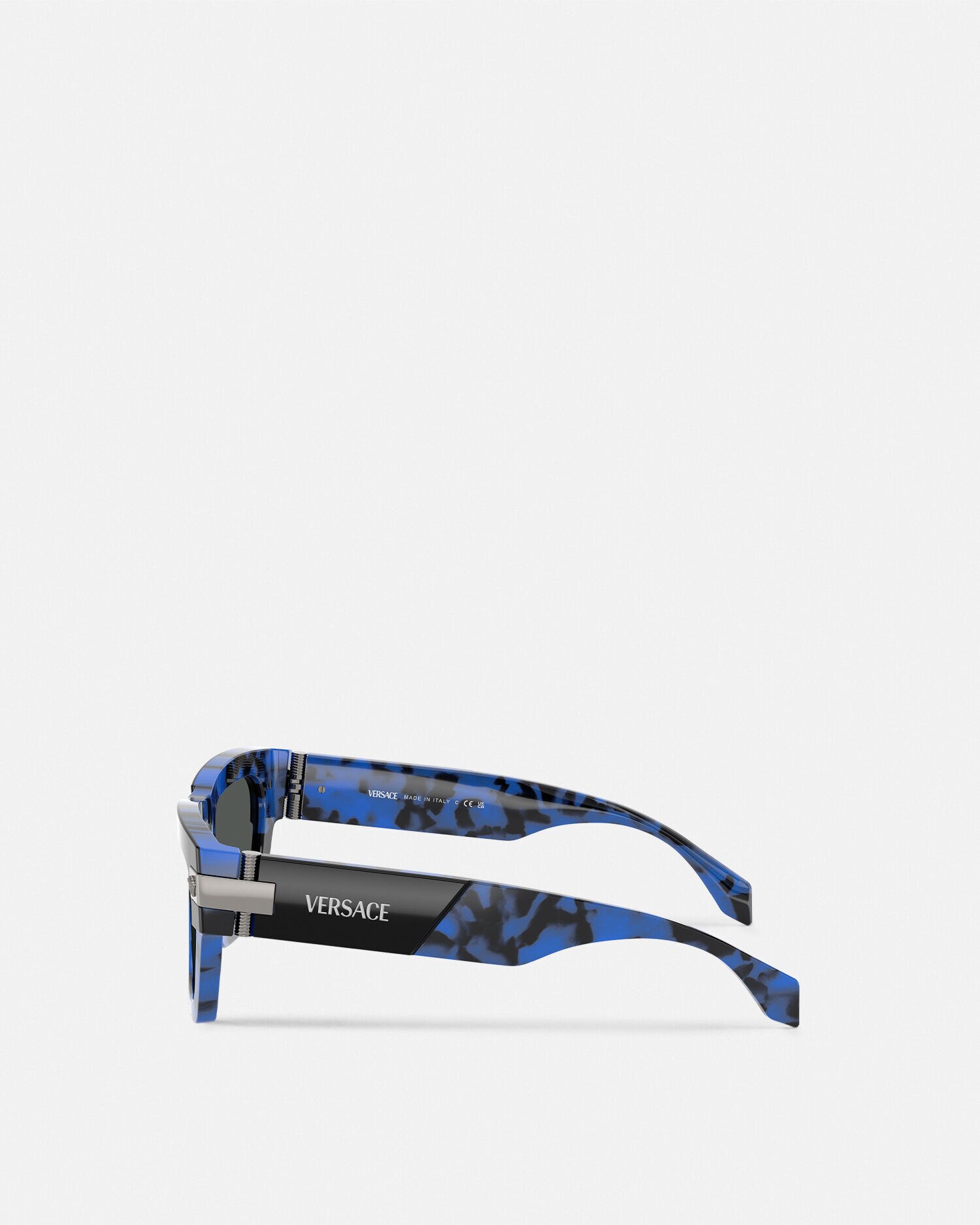 Versace online store
