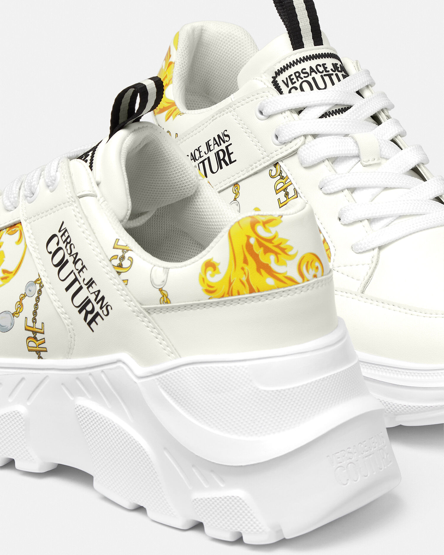 Versace couture shop