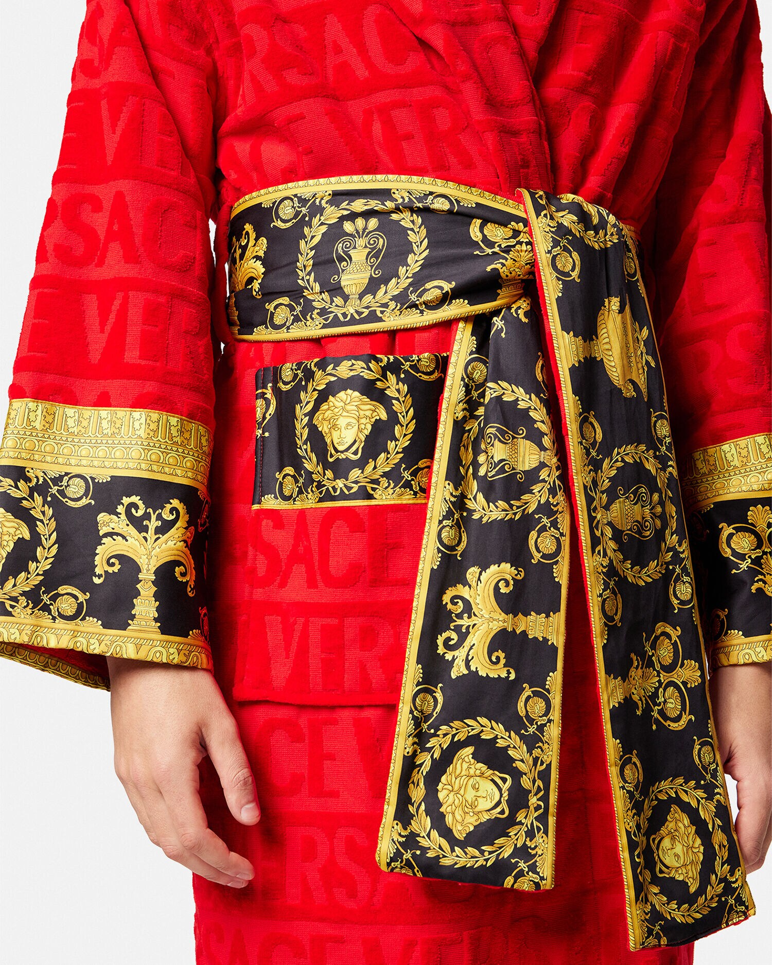 I ♡ Baroque Bathrobe Red | VERSACE