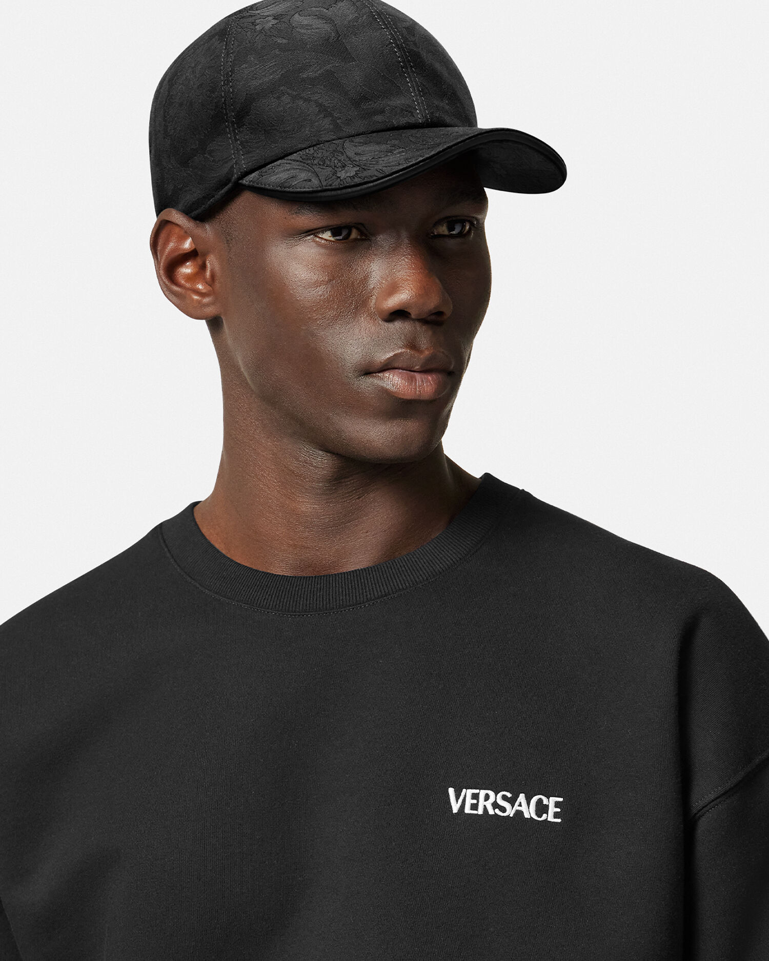 Men s Hats Caps Beanies and Bucket Hats VERSACE