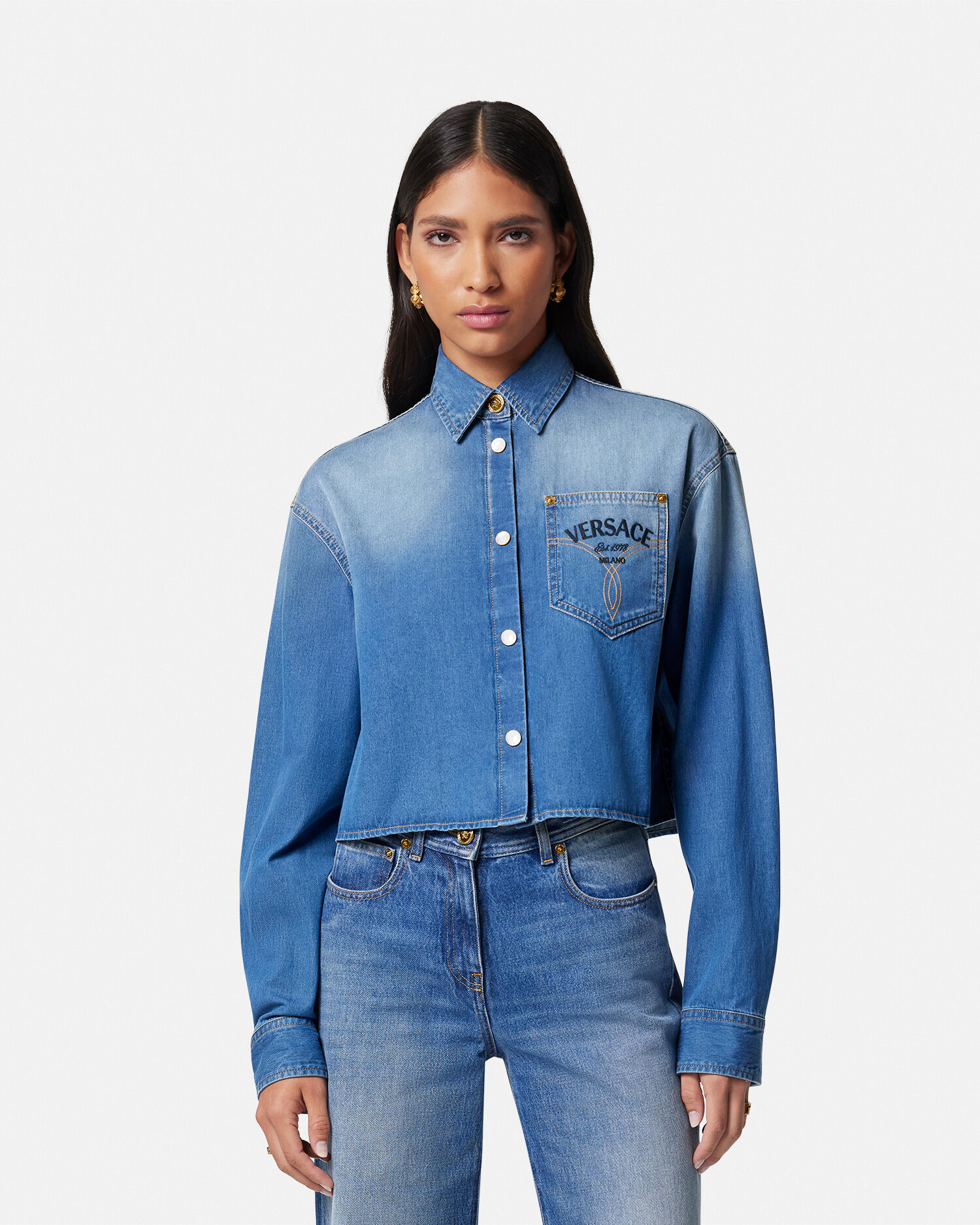 Top clothes shop online versace