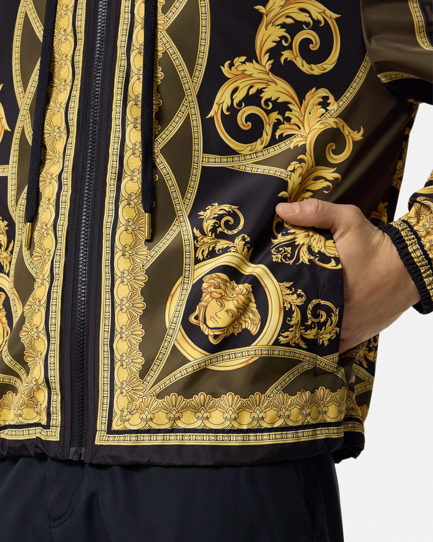 Windbreaker versace outlet