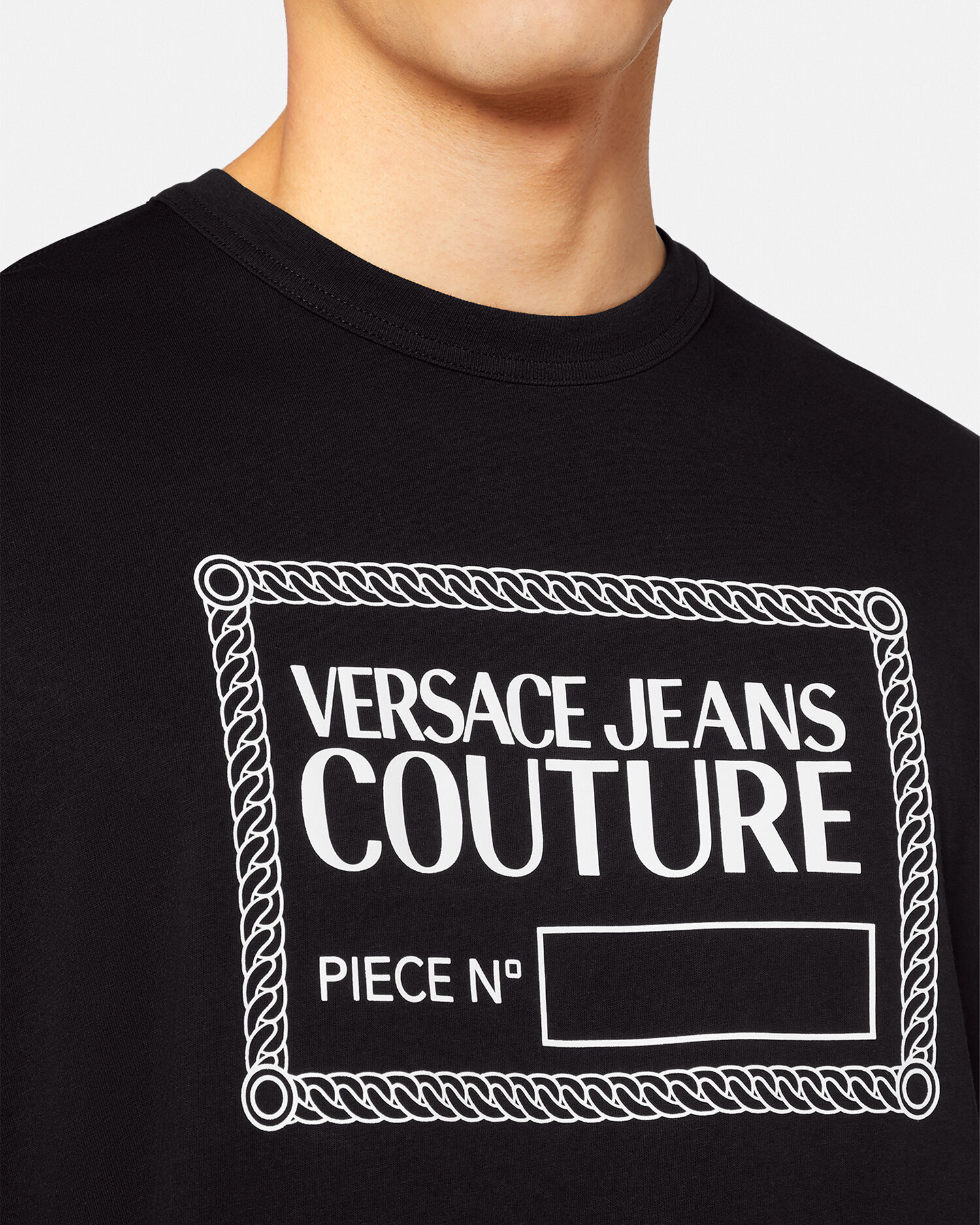 Logo versace clearance jeans couture